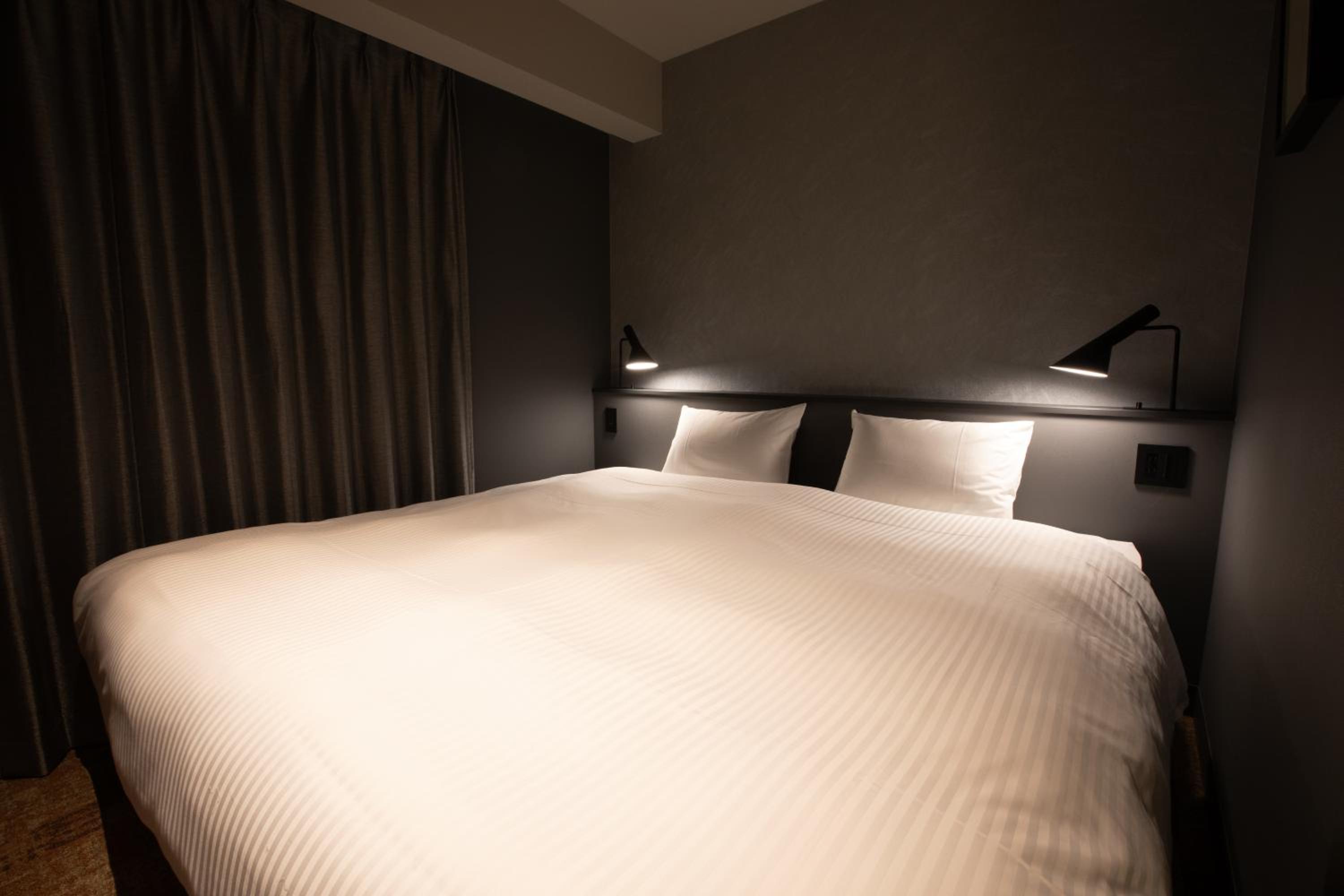 Studio, Double Bed