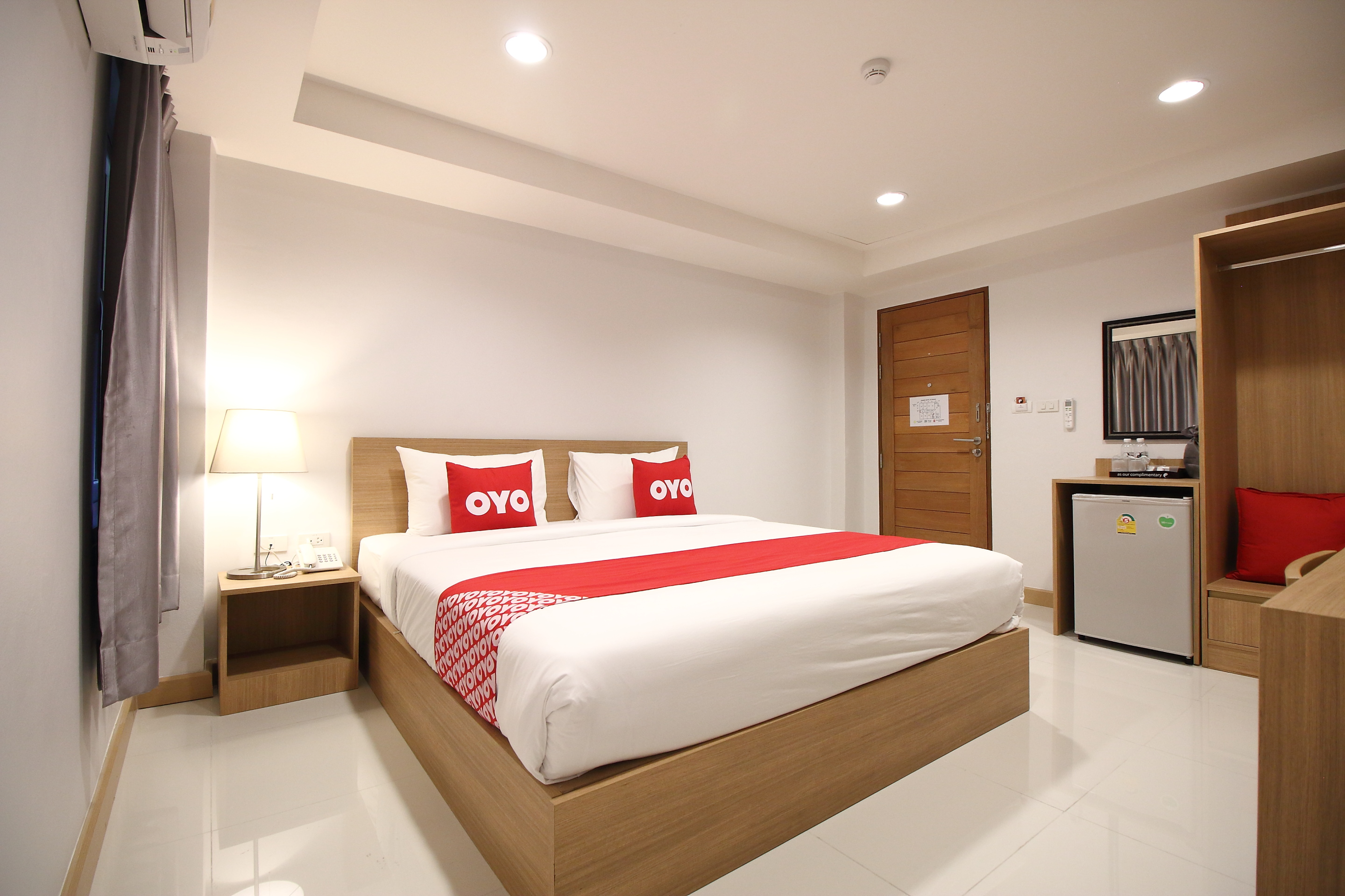 SUPERIOR, DOUBLE BED