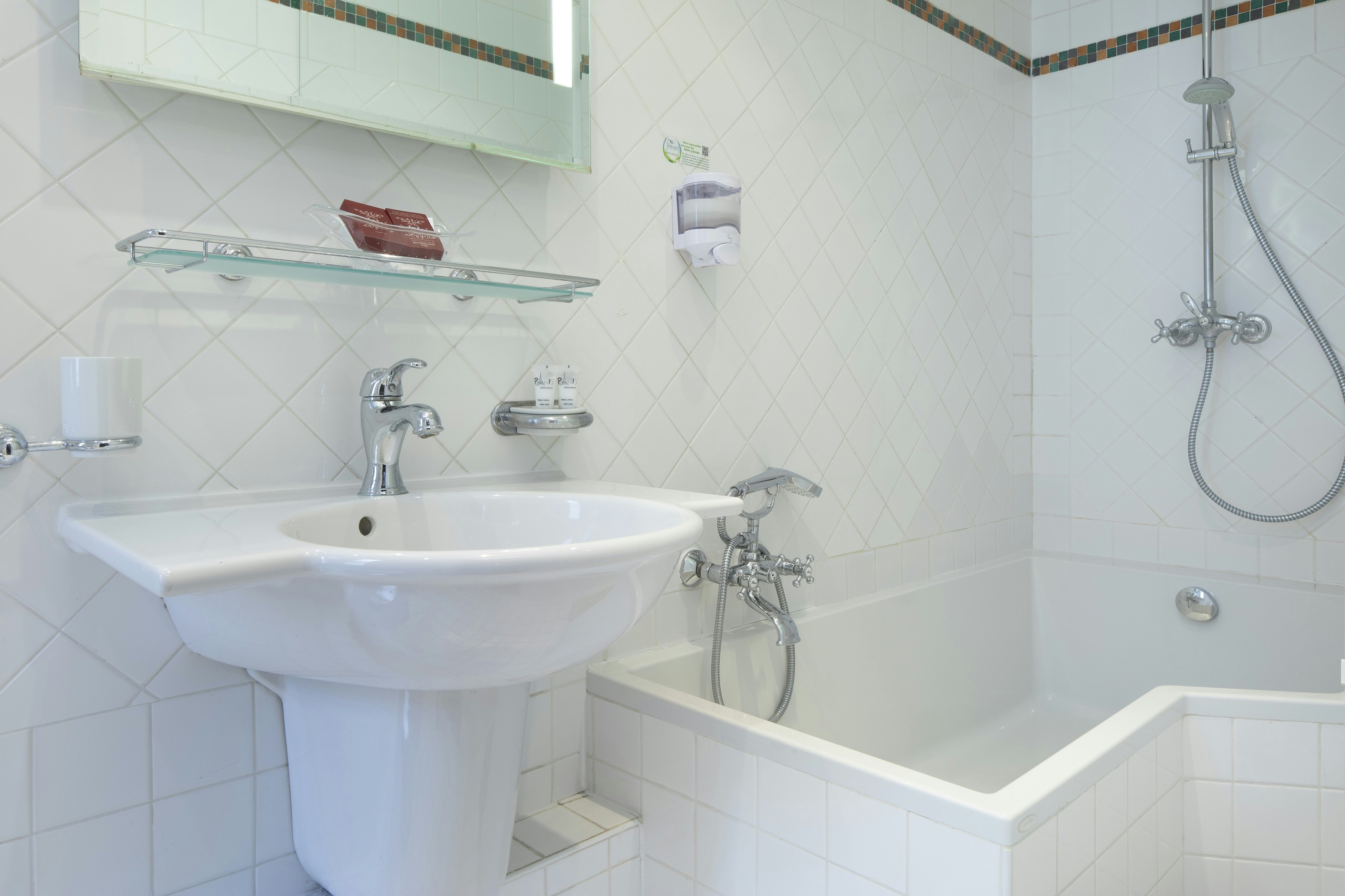 Elysees Hotel 34/40