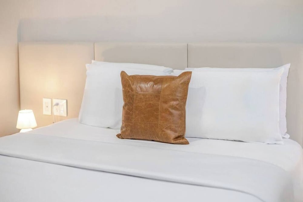 Olympia Hotel By Lodgo 17/40