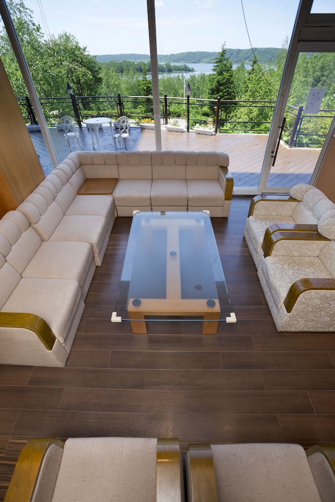 swimming pool spa