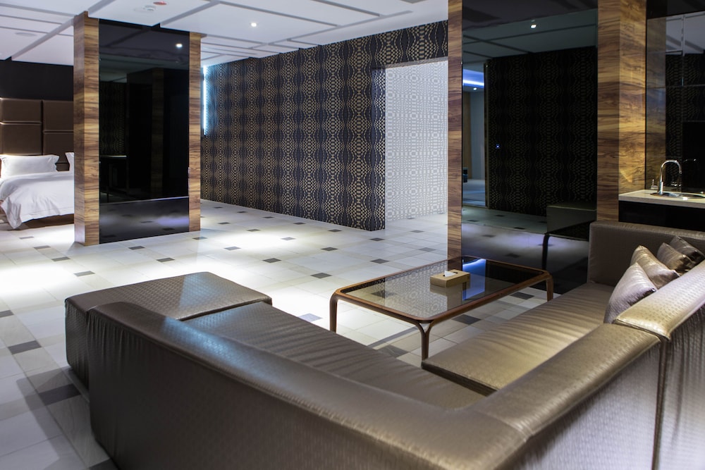 All-Ur Boutique Motel - Tai-Tung Branch 50/50