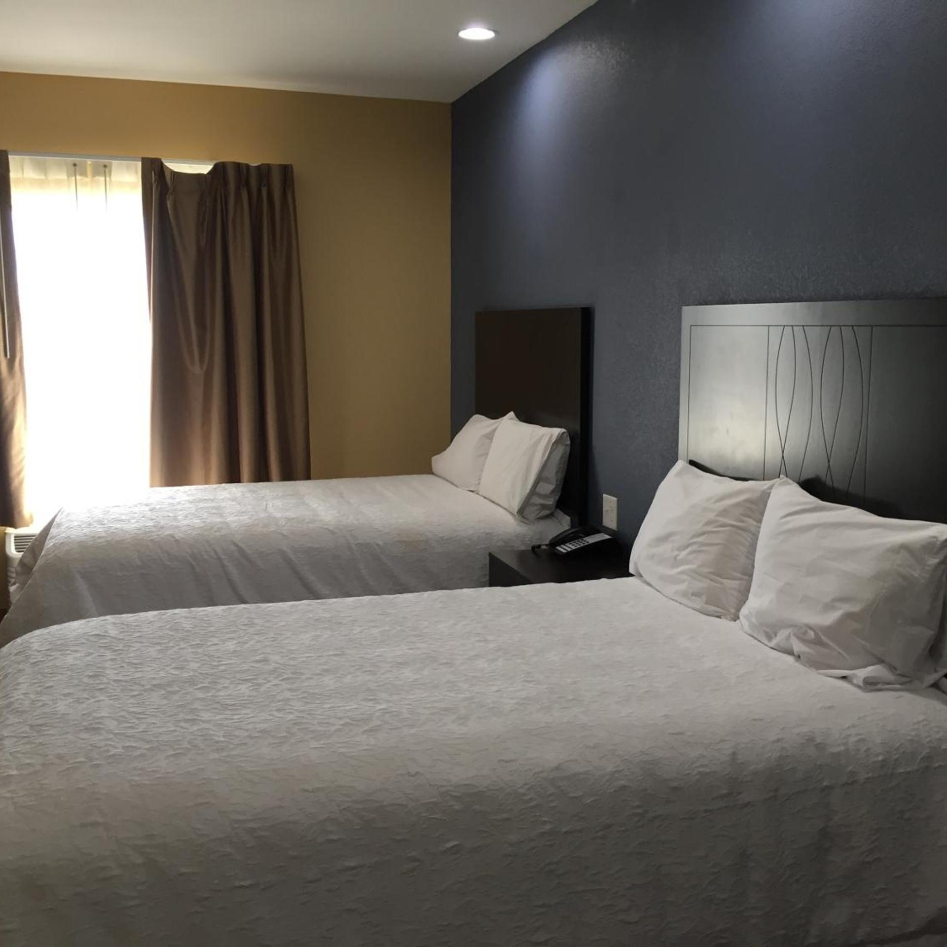 La Bonita Inn and Suites - Crane 7/40