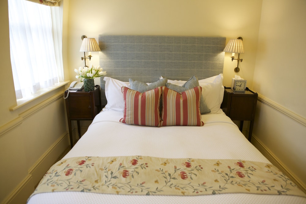 Durrants Hotel 18/58