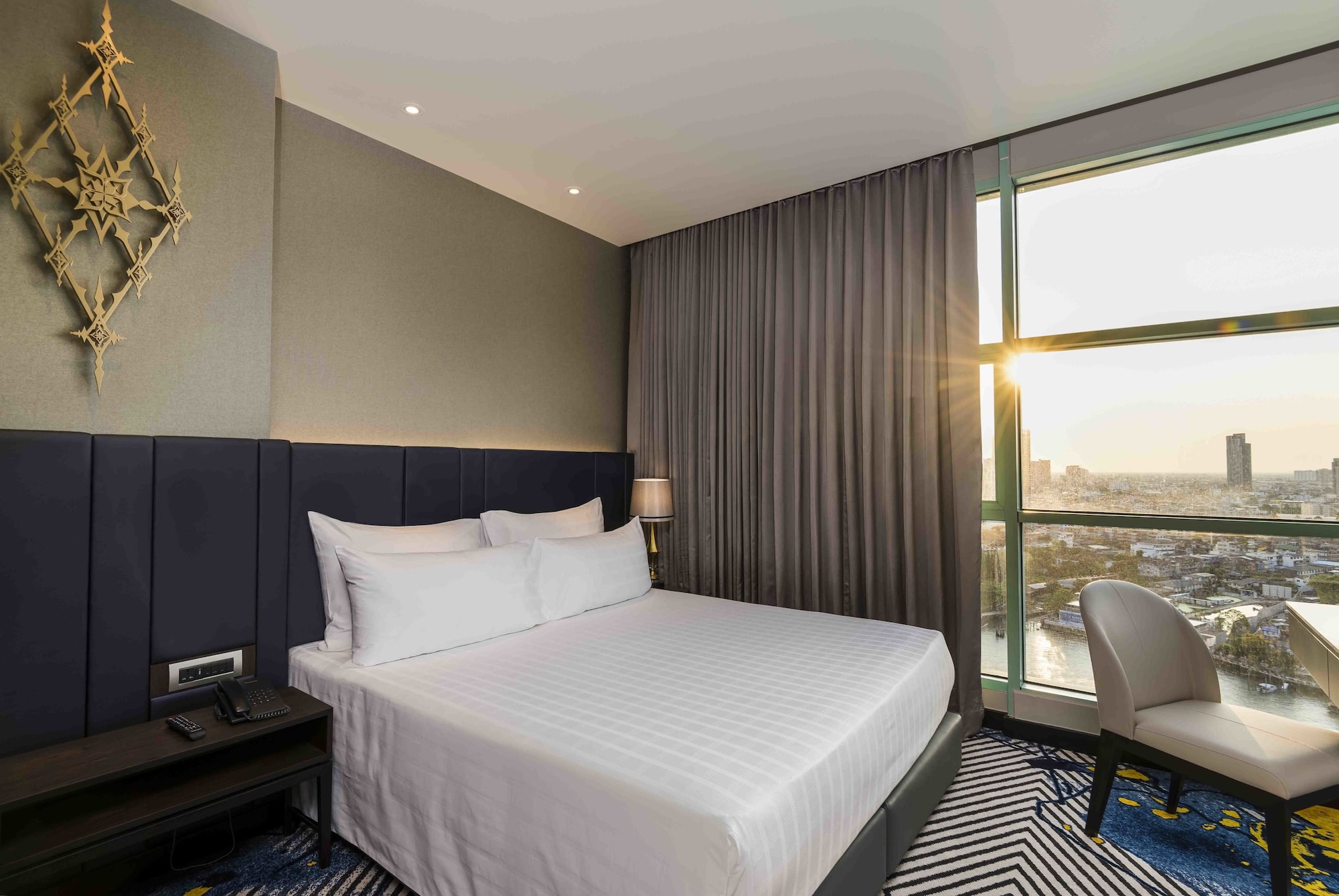 Chatrium Hotel Riverside Bangkok