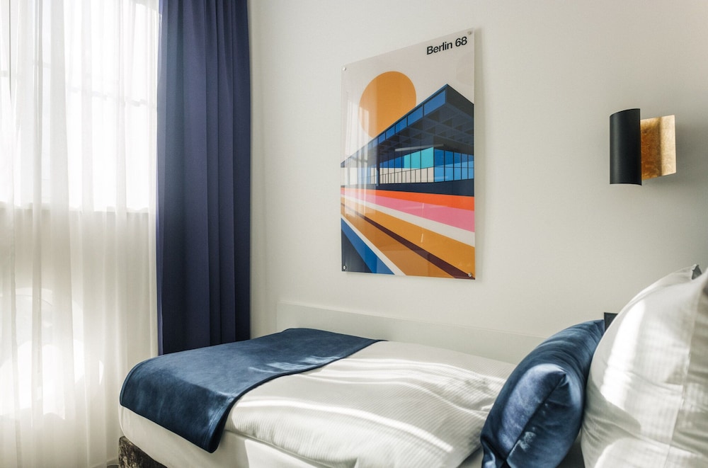 EAST SIDE CITY HOTEL 13/55