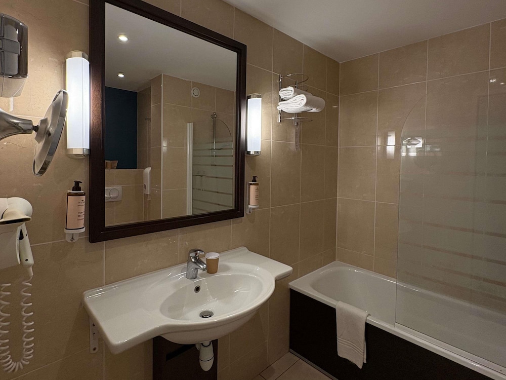 Mercure Angers Centre Gare Hotel 69/72