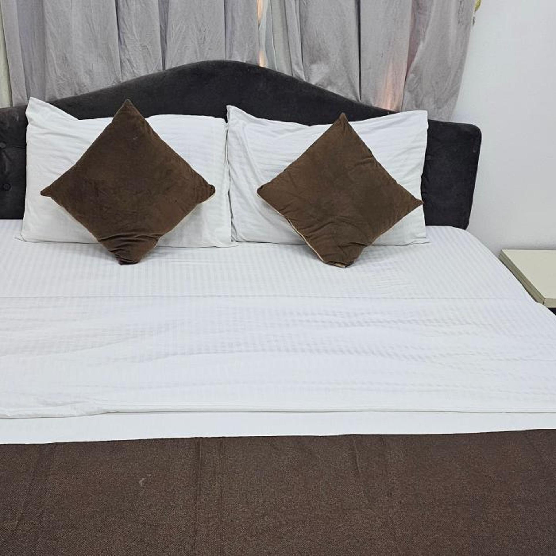 Today House Suites 17/41