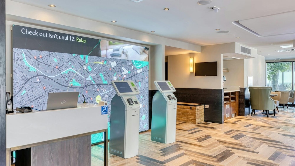 Lobby at hub by Premier Inn London Paddington - Paddington Station, LONDON