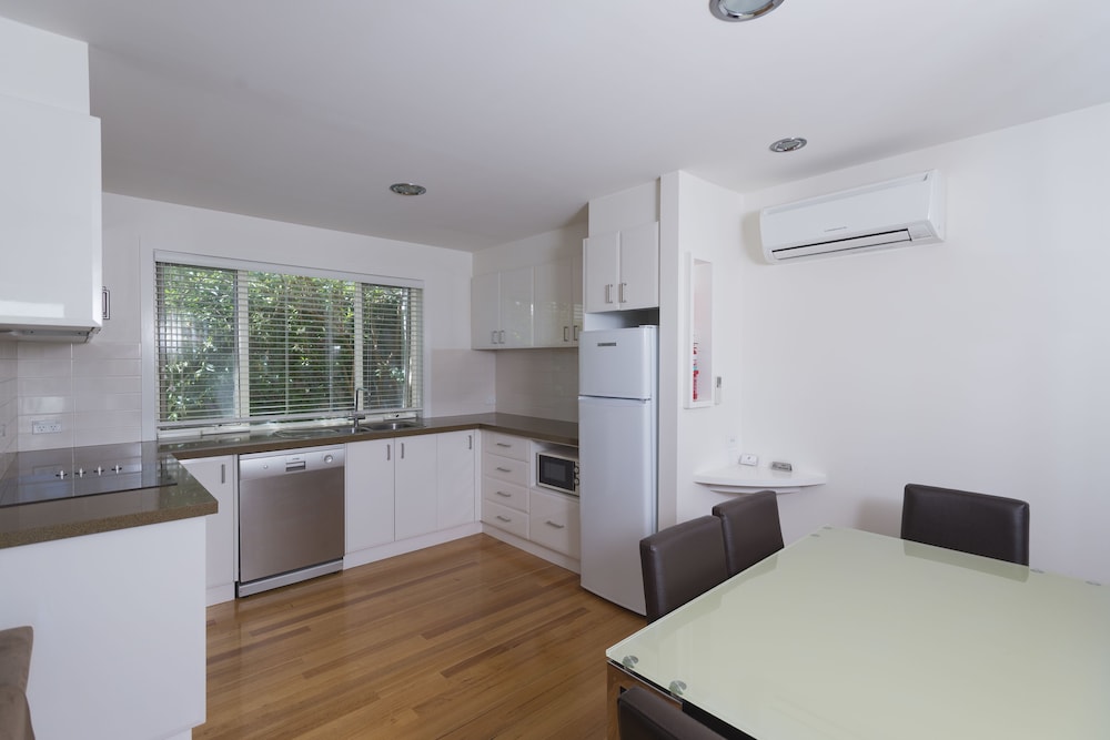 Port Campbell Parkview Motel Apartments 27/64