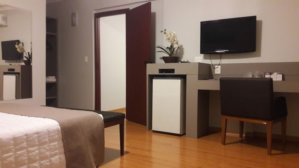 Biazi Plaza Hotel 4/28