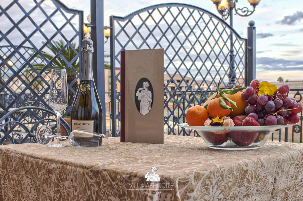 Afrodite Boutique Hotel 12/64