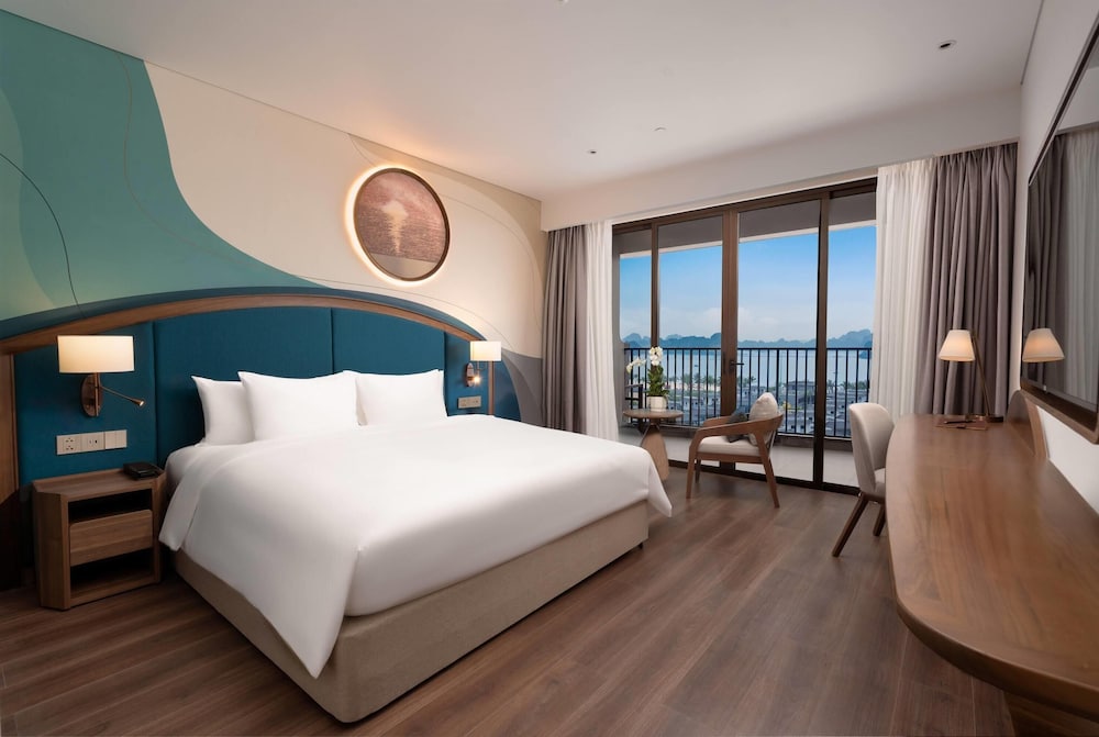 Wyndham Garden Sonasea Van Don 11/50