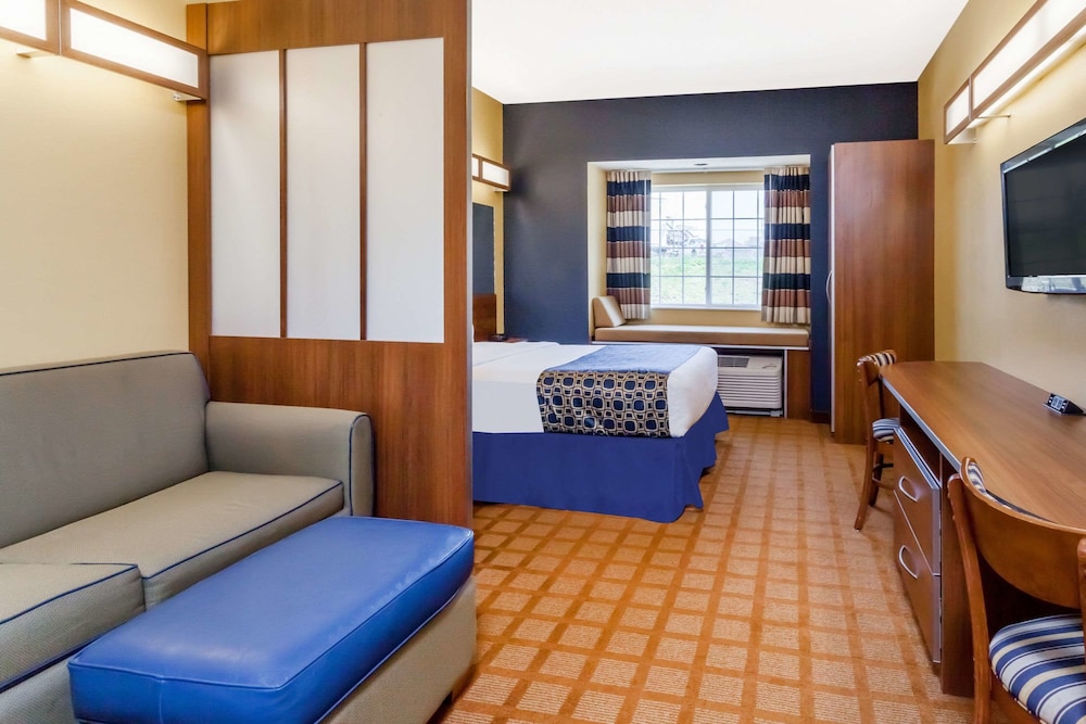 Microtel Inn & Suites By Wyndham Dickson City/Scranton 14/23