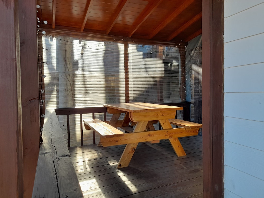 Izmir Pension 22/40