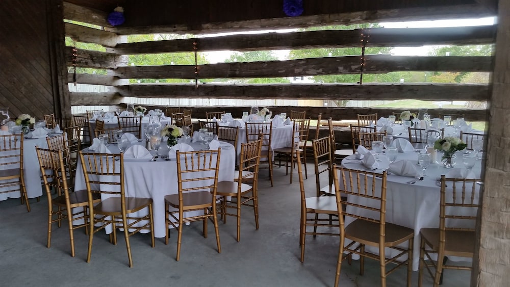 Wayside Inn 49/72