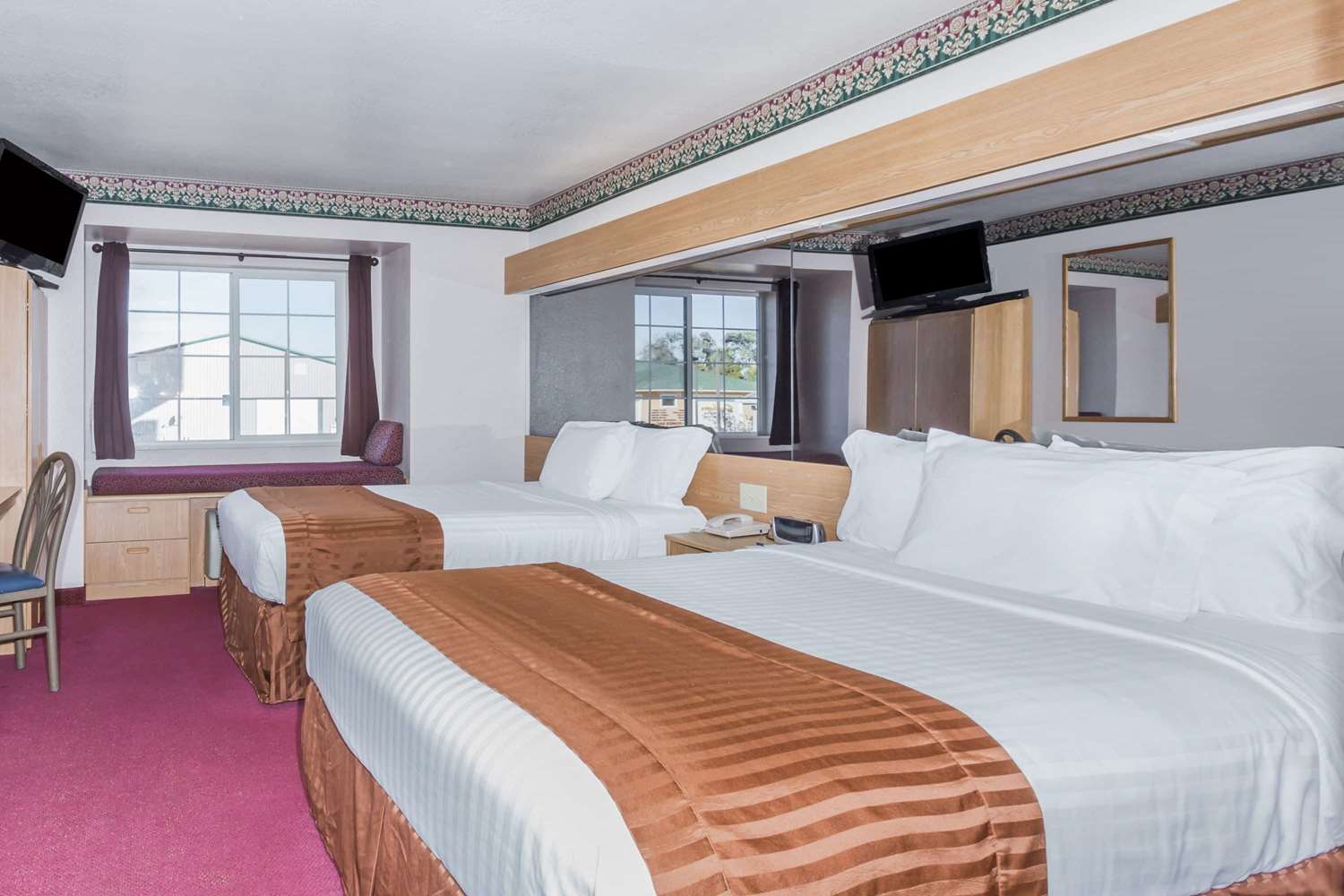 Motel6 Brush CO 15/27