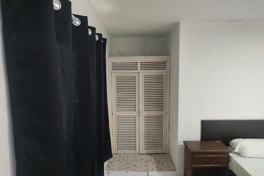 OYO HOTEL COLIBRI 60/67