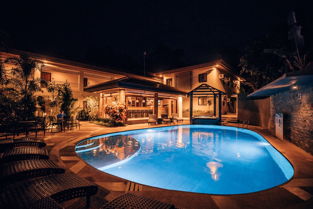 Pearl Vista De Coron Resort Hotel 39/50
