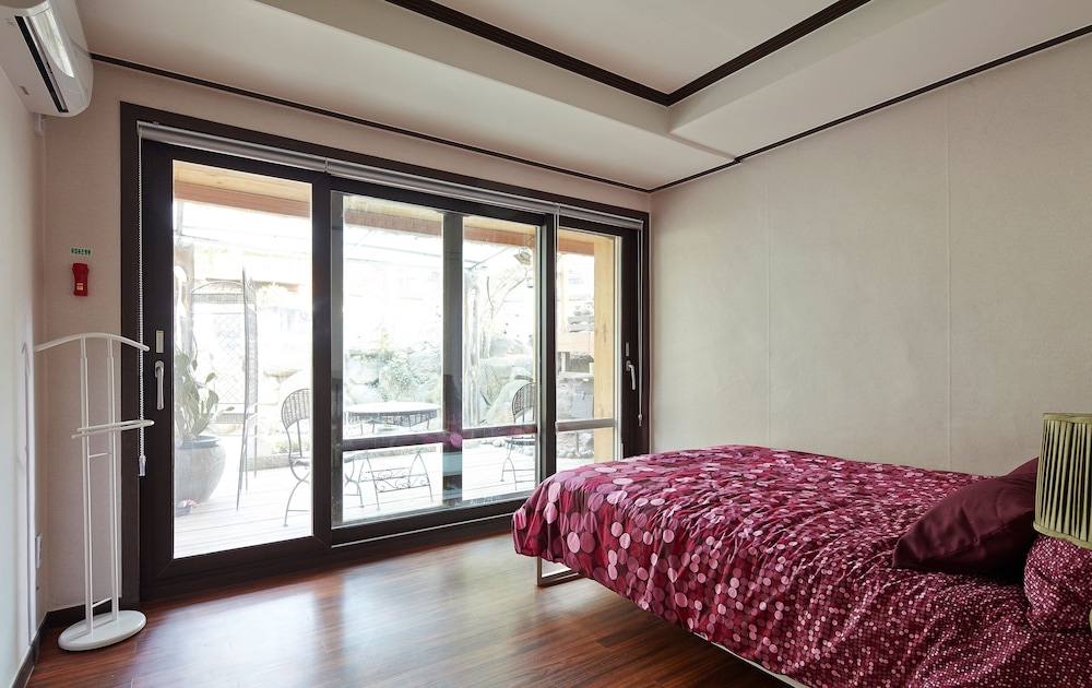 Jiwoljang Guest House 12/50