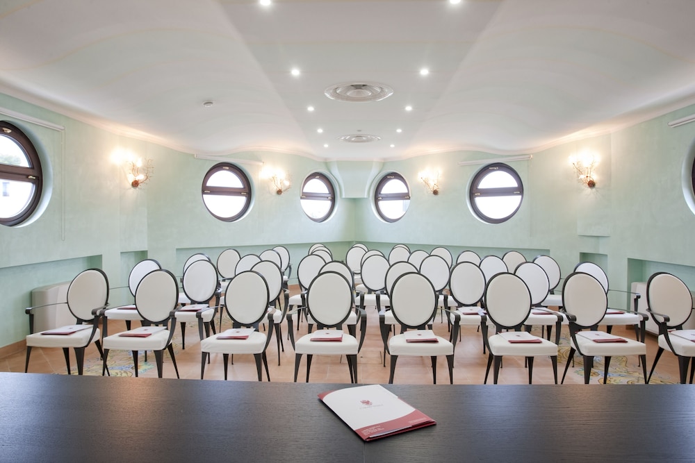 L'Araba Fenice Hotel & Resort 44/64