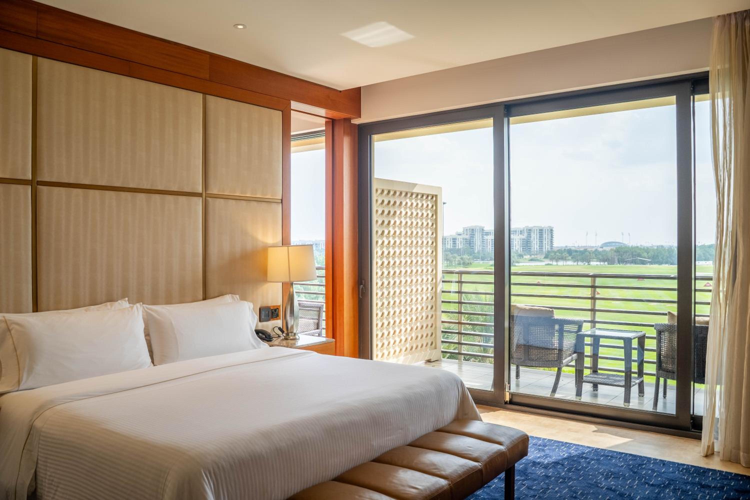 1 Bedroom, Executive, Suite, King Bed, Golf Course View, Balcony