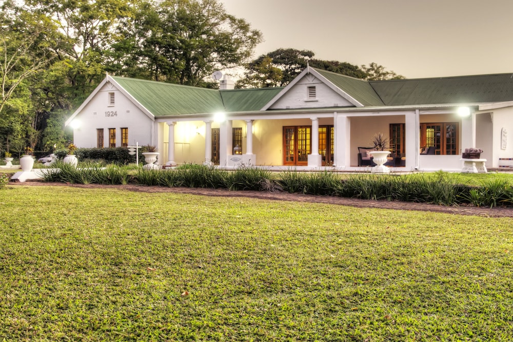 Nut Grove Manor Boutique Hotel 34/50