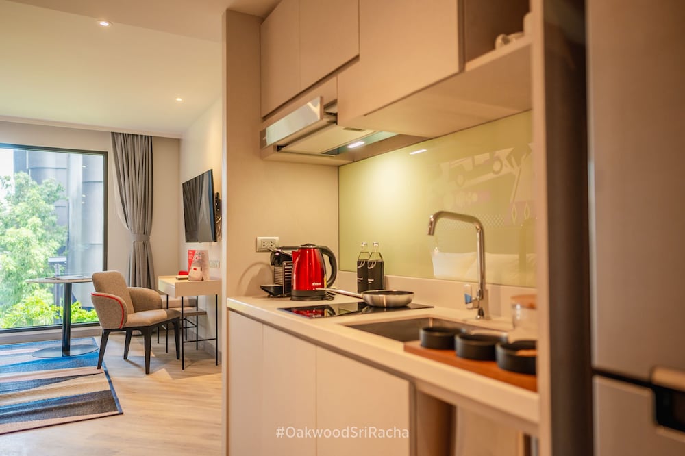 Oakwood Studios Sukhumvit Bangkok 24/42