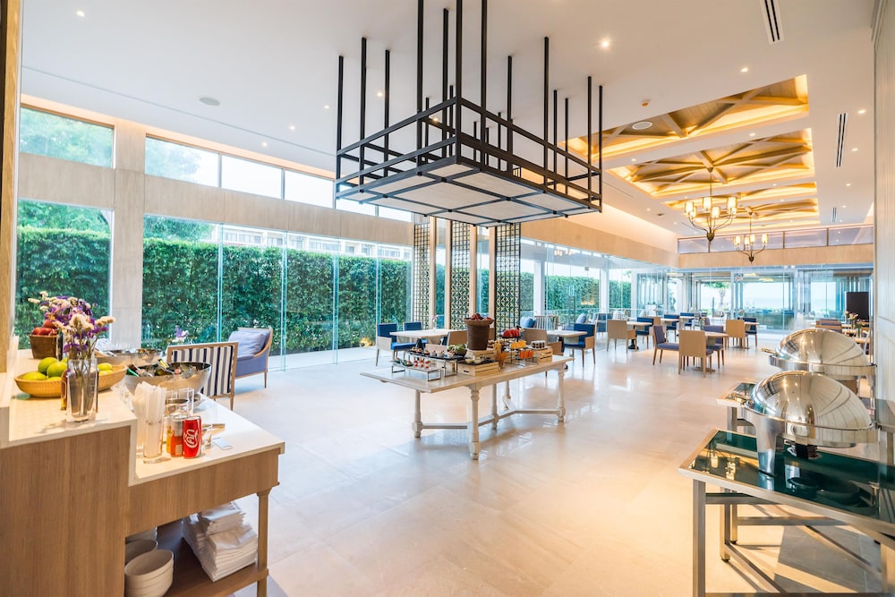 Avani Hua Hin Resort 71/87