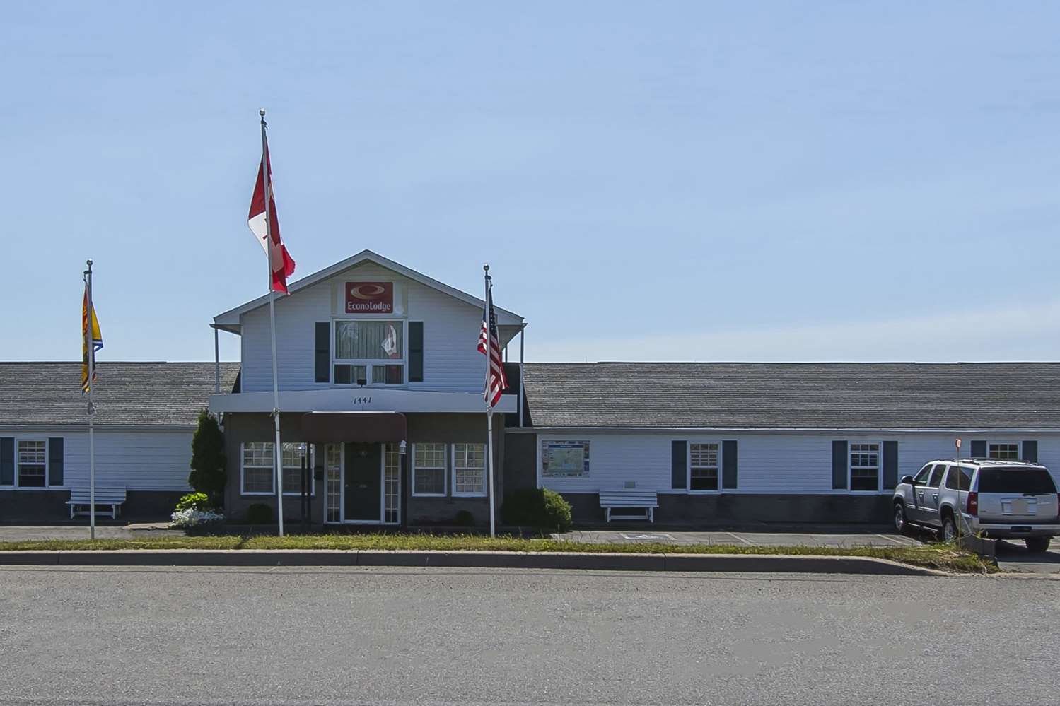 Econo Lodge Inn Suites Saint John 4/38