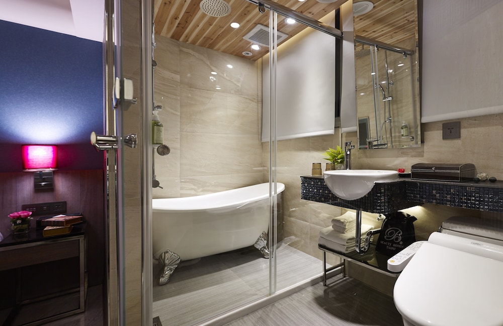 Beauty Hotels Taipei - Hotel Bfun 40/50