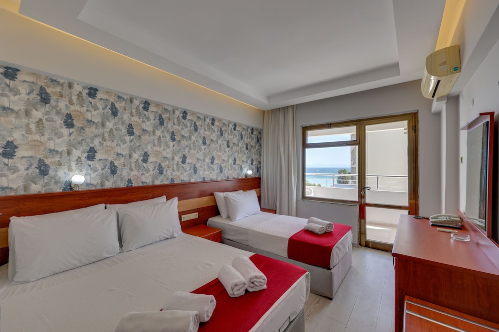 First Class Hotel 14/59