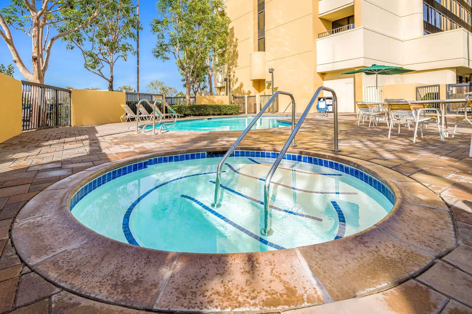 La Quinta Inn & Suites by Wyndham Buena Park 28/44