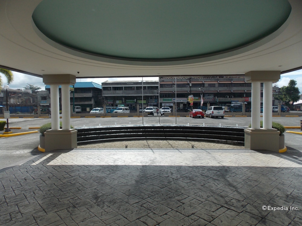 Circle Inn Hotel and Suites 6/63