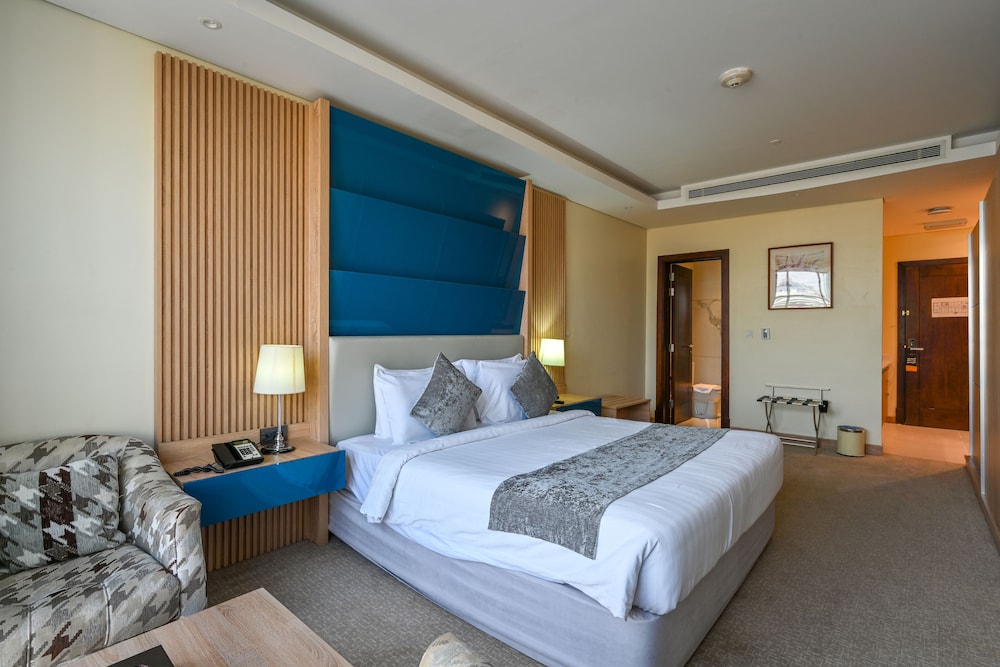 Al Mansour Suites 8/49