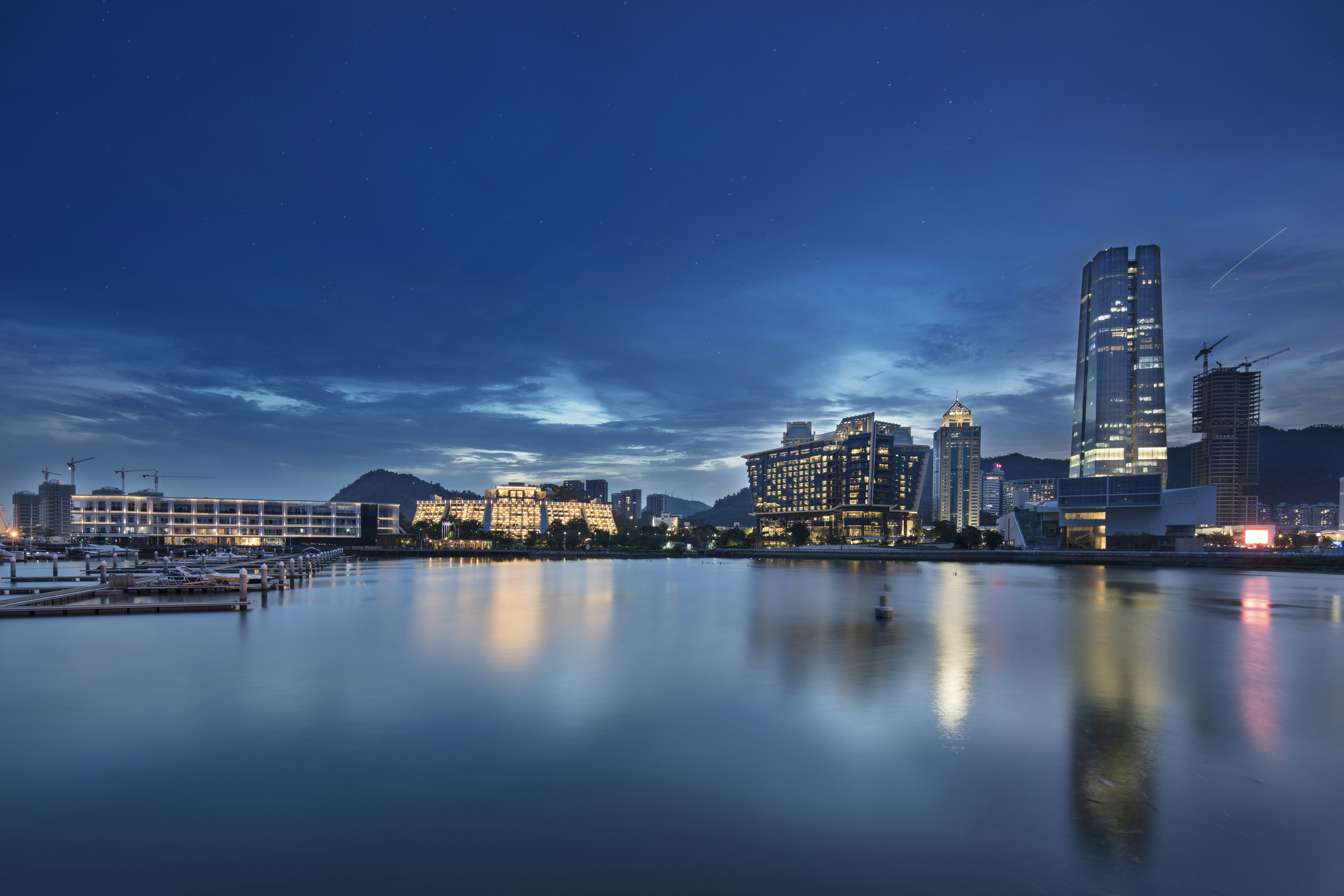 Hilton Shenzhen Shekou Nanhai 83/89