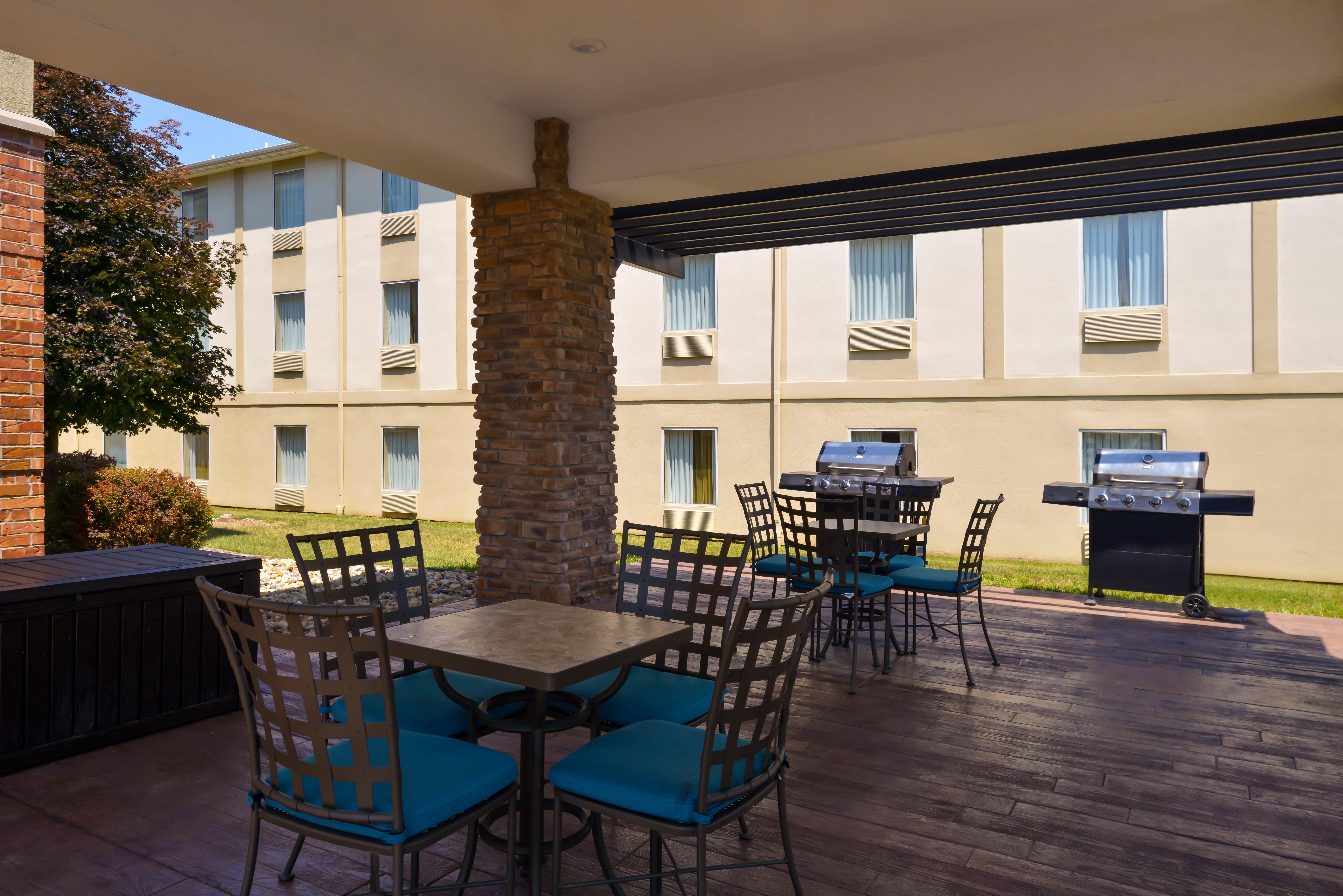 Candlewood Suites Bloomington - Normal an IHG Hotel 20/31
