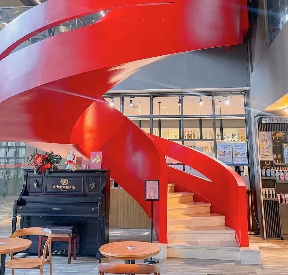 Xingyi International Hotel Poly Store 62/70