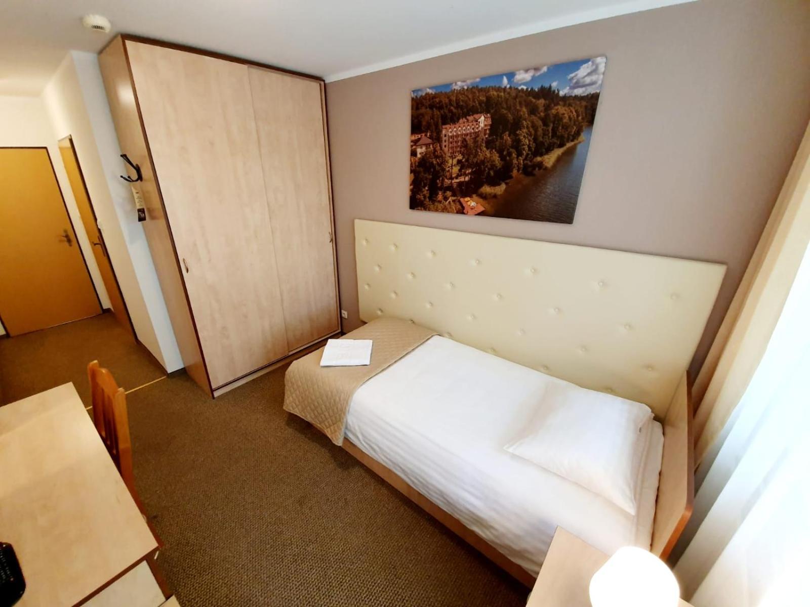 Spa, Standard, Single