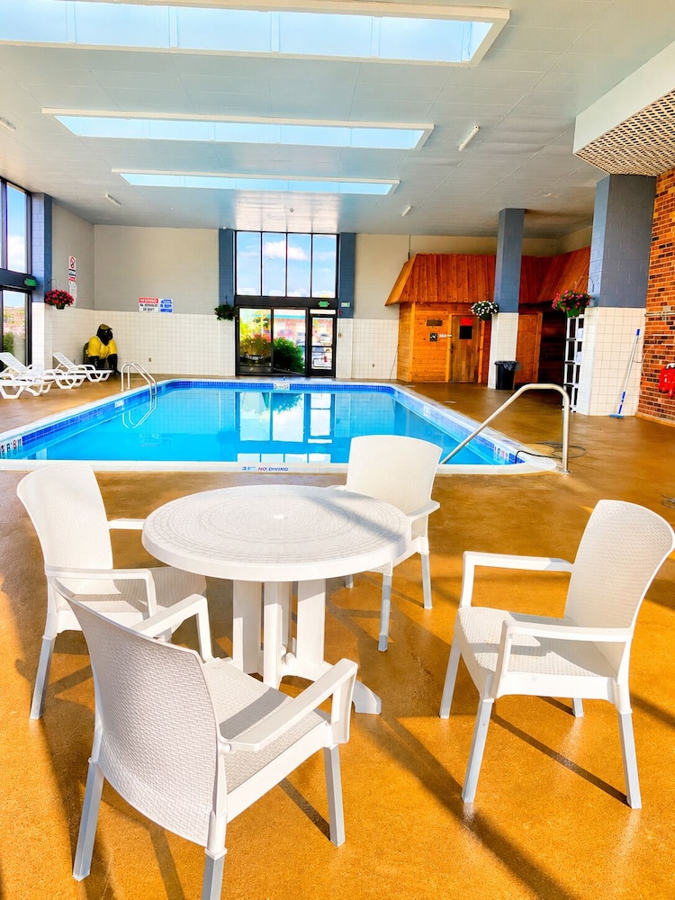 Silver Beach Hotel 28/50