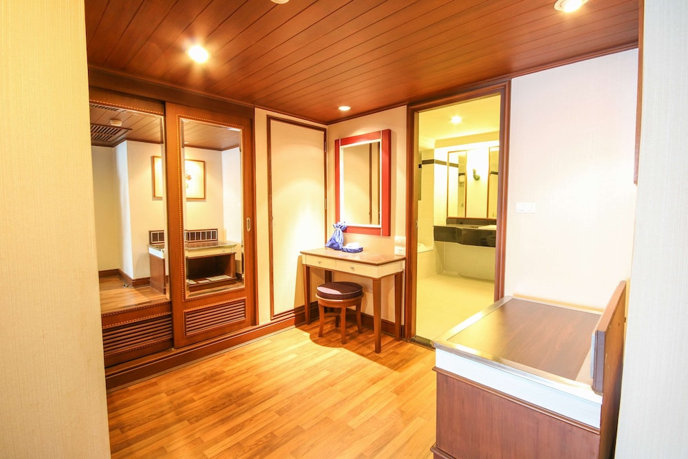 Golden Tulip Sovereign Hotel 22/50