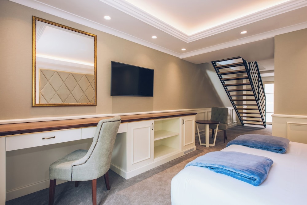 Heritage Grand Perast Hotel 40/50