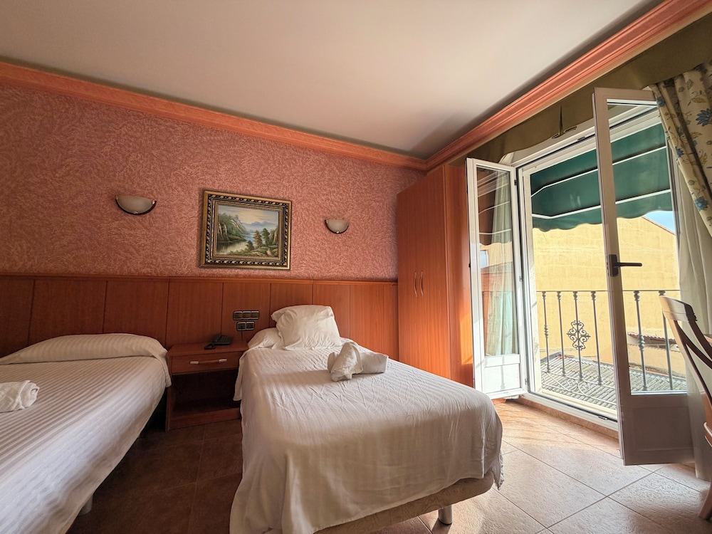 Hotel Real de Castilla 26/50
