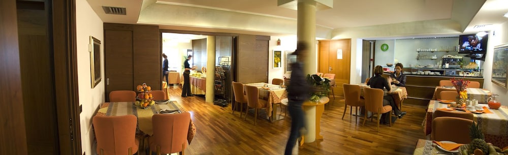 HR Hotel 18/28