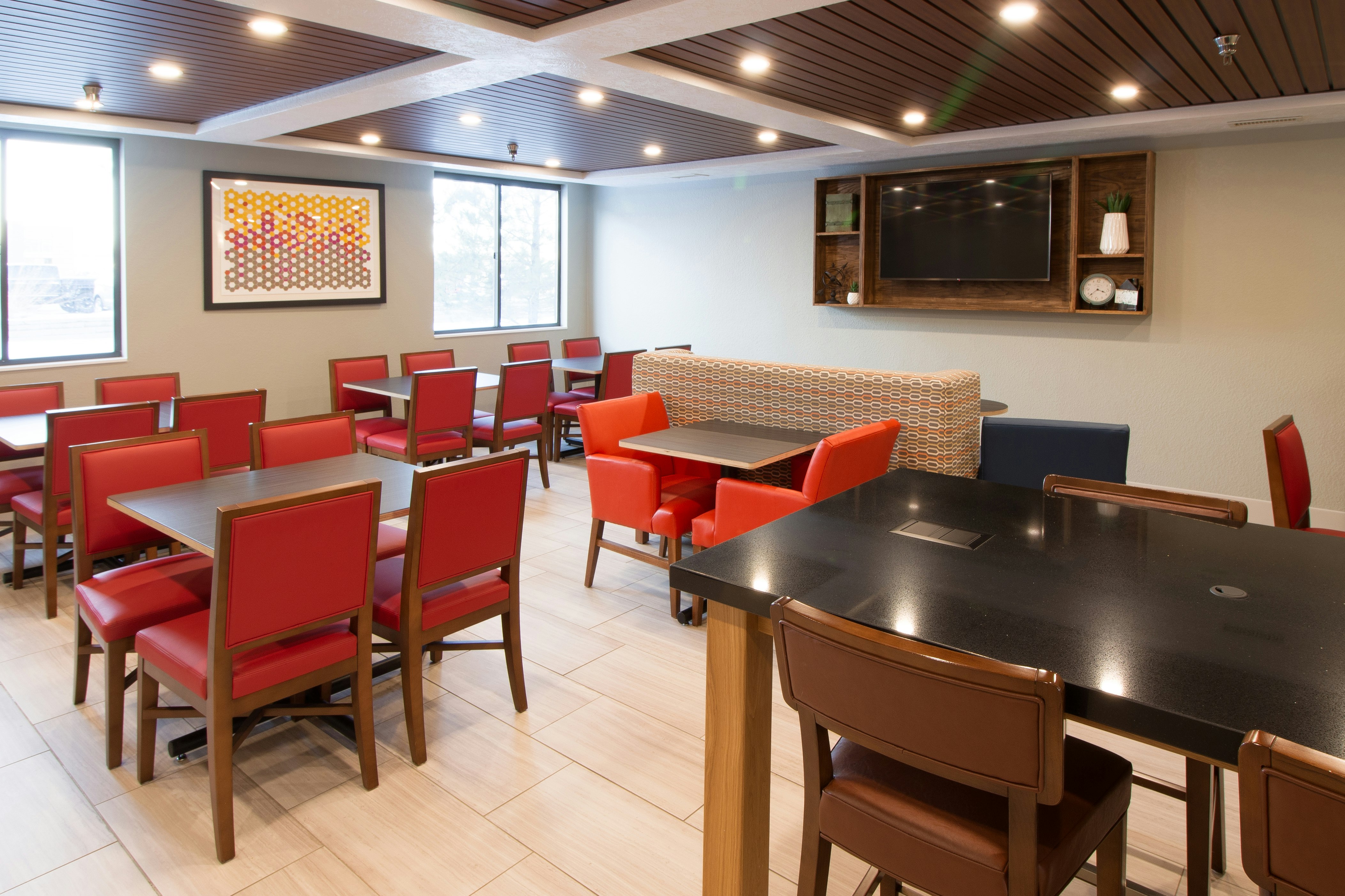 Holiday Inn Express Hotel And Suites Worthington 24/29