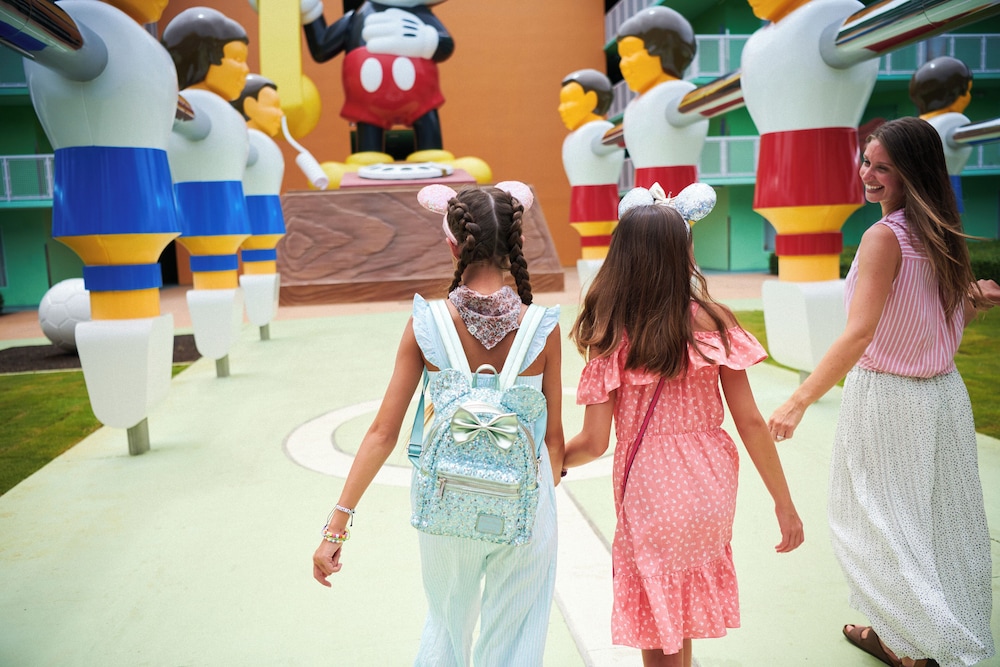 Disneys Pop Century Resort 43/50
