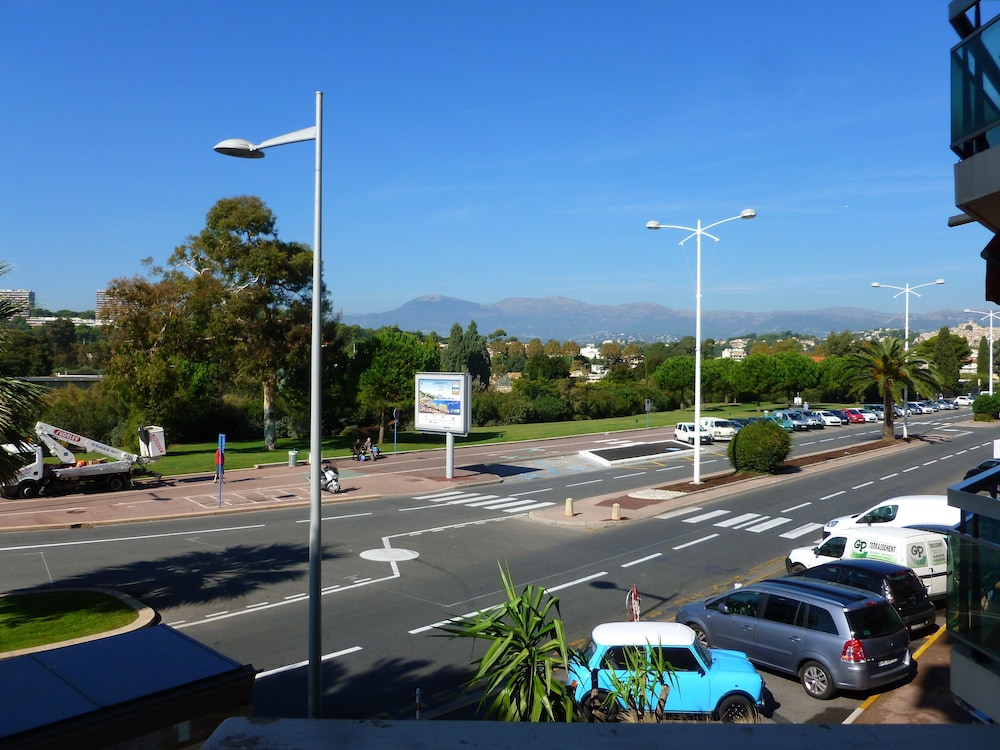 CITOTEL TIERCE BEACH HOTEL 44/56