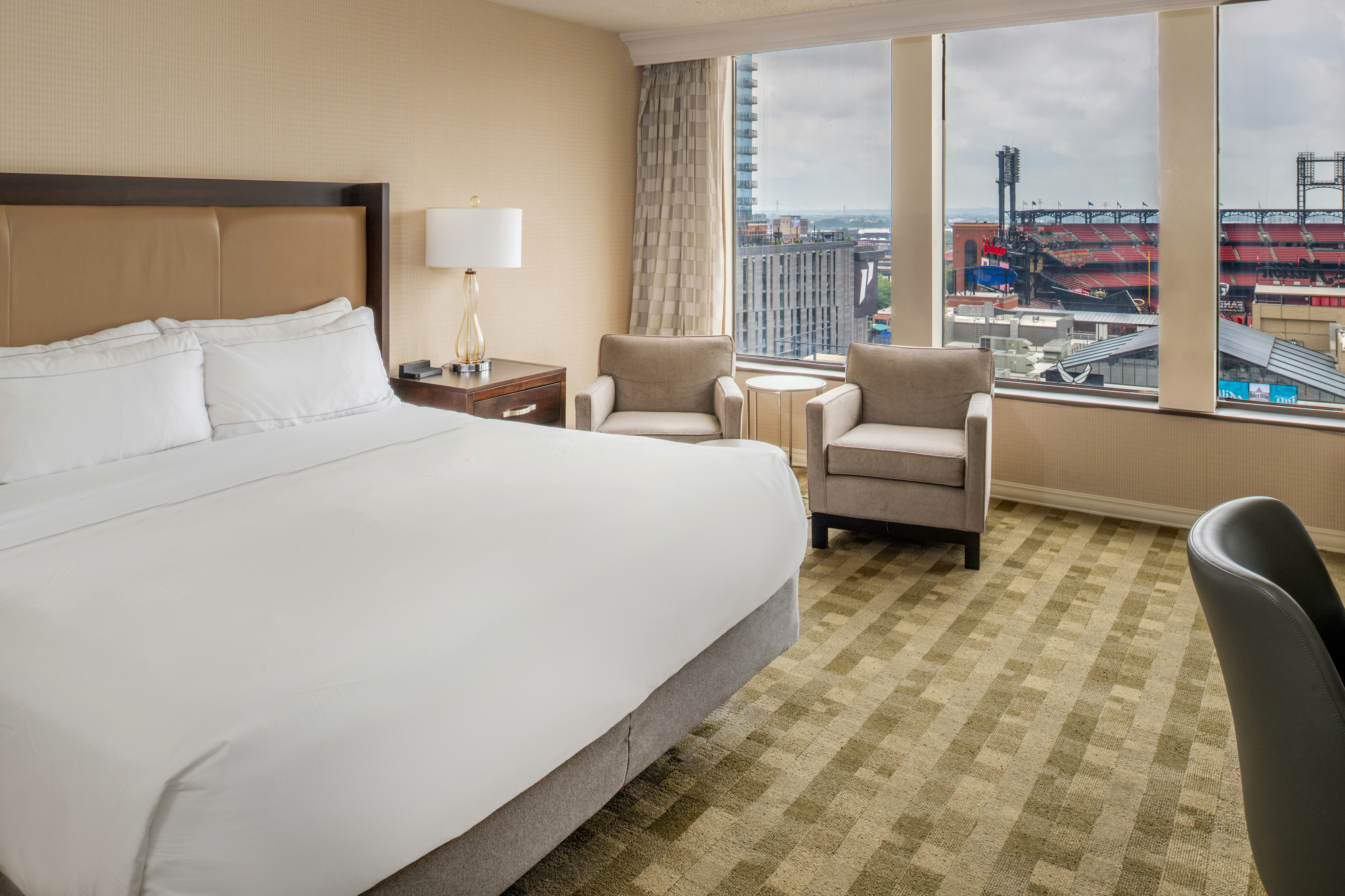 Room, King Bed, Stadium View