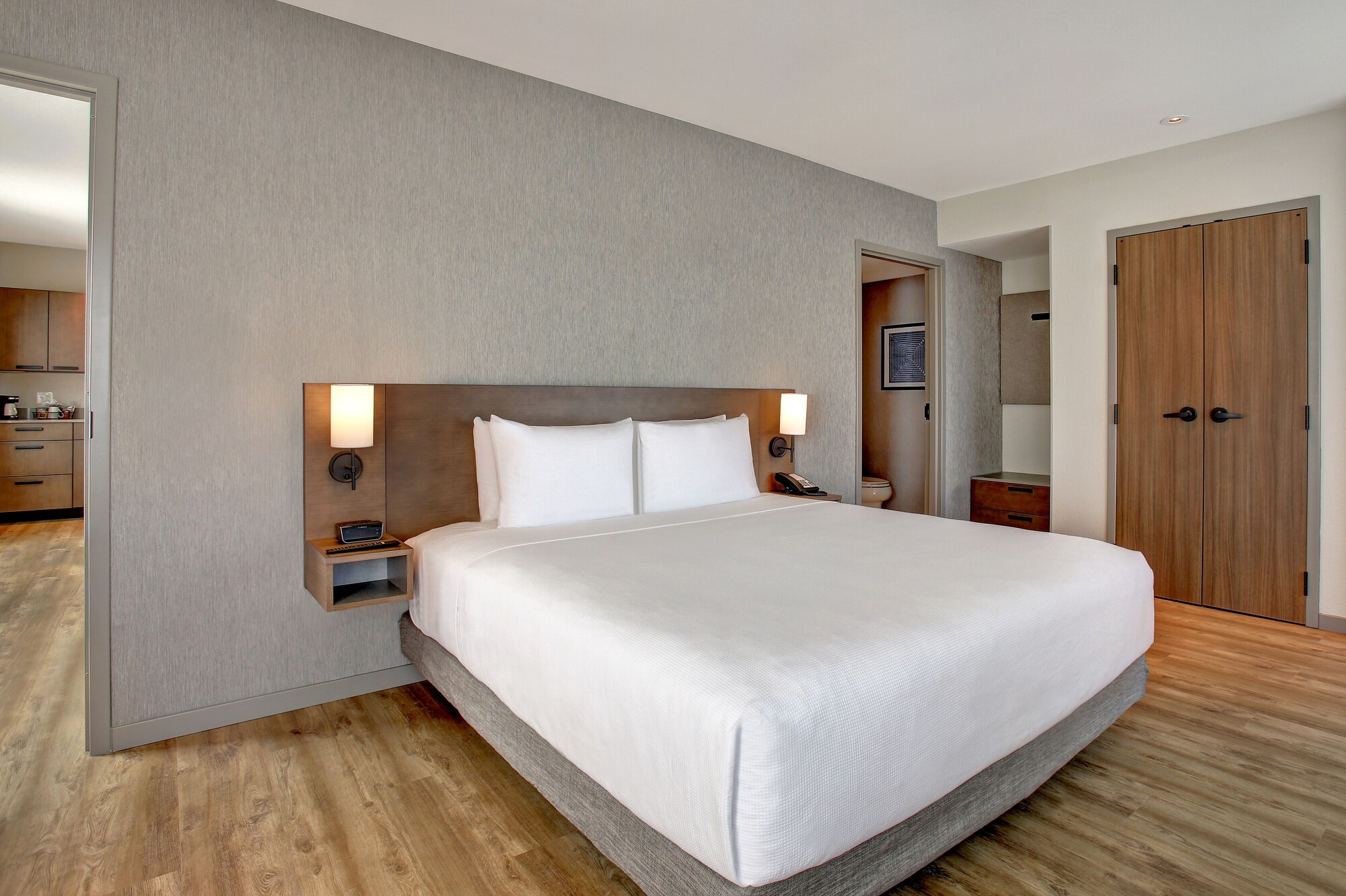 1 BEDROOM, SUITE, ACCESSIBLE