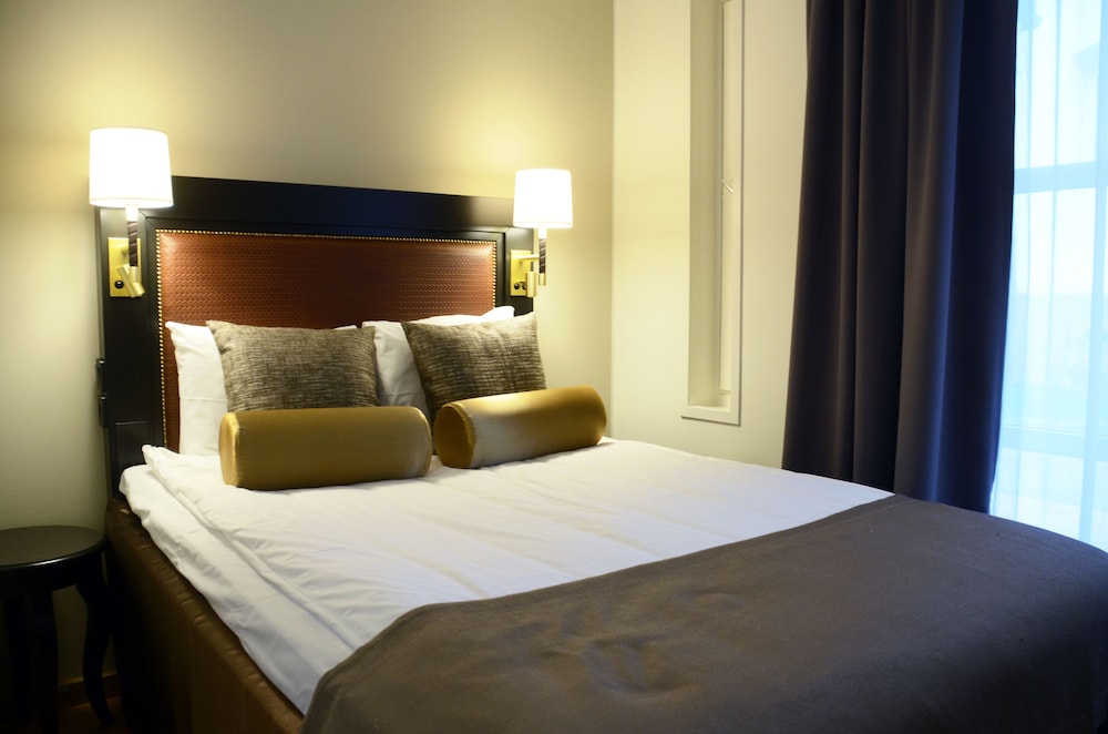 Compact, Double Bed، Home Hotel Bilan 3/5